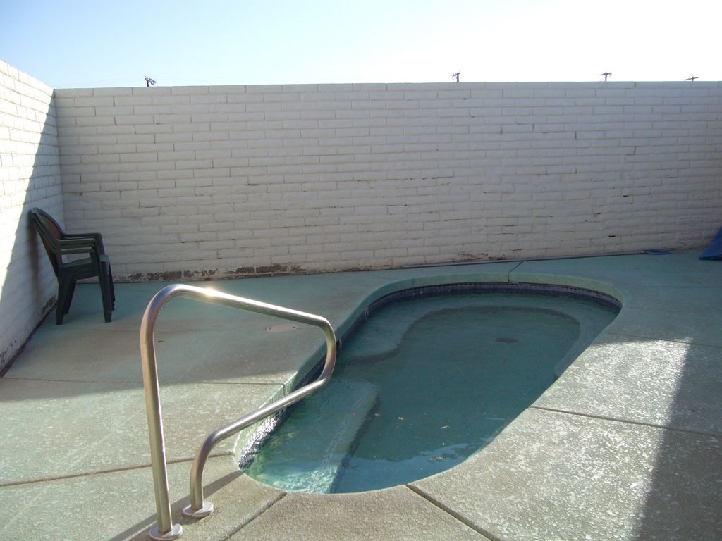 Royal Motor Inn Yuma Facilities photo