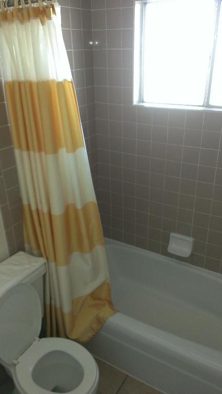 Royal Motor Inn Yuma Room photo