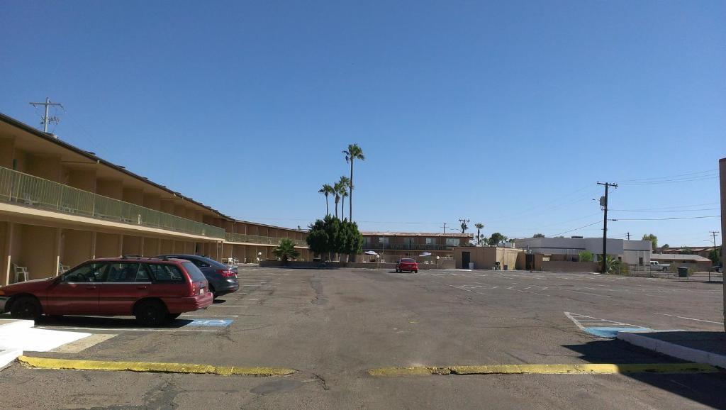 Royal Motor Inn Yuma Exterior photo